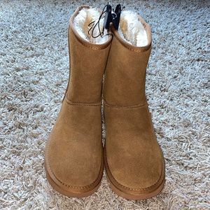 Woman’s Genuine Suede Boots